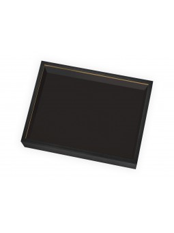 Boîte avec anneaux, fond noir, 26x19cm